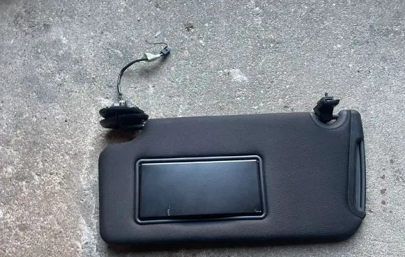 Lancia Thema Sun visor 1XG31DX9AA