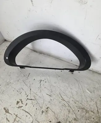 Mercedes-Benz E W211 Dashboard trim A2116890439 P0081619
