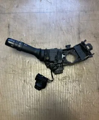 Lexus RX 330 - 350 - 400H Indicator stalk 173832