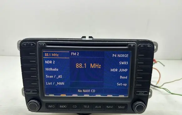 Volkswagen Golf Plus Radio/CD/DVD/GPS head unit 1T0035194B 7612002028 1T0035194