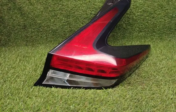 Nissan Leaf II (ZE1) Rear/tail lights 265505SK0A