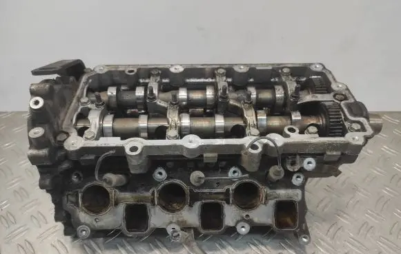 Audi A6 S6 C6 4F Engine head 