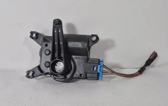 Volkswagen Transporter - Caravelle T5 Air flap motor/actuator 52411483R06 250513 3093694
