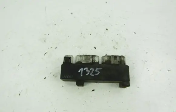 Seat Alhambra (Mk1) Fan control module 701919506A