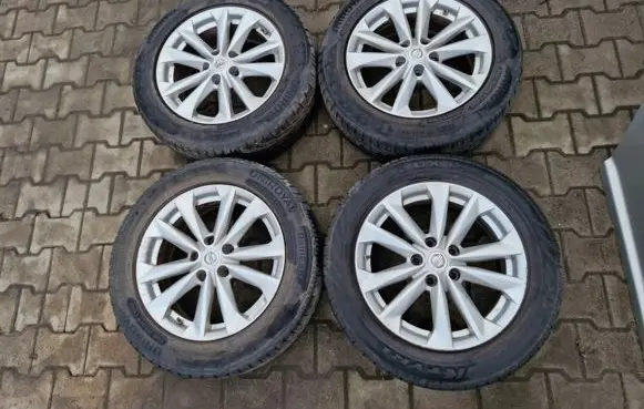 Nissan Qashqai R17 alloy rim 403004EA1B