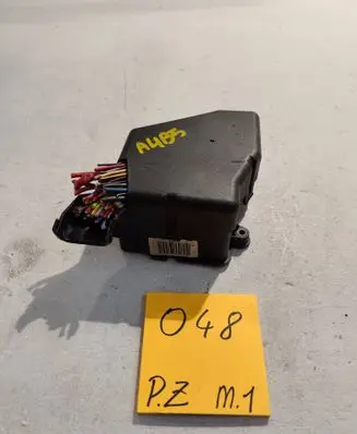 Audi A4 S4 B5 8D Fuse box set 87668767
