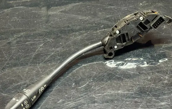 Mercedes-Benz C W203 Cruise control stalk A0086452624 Q12A03
