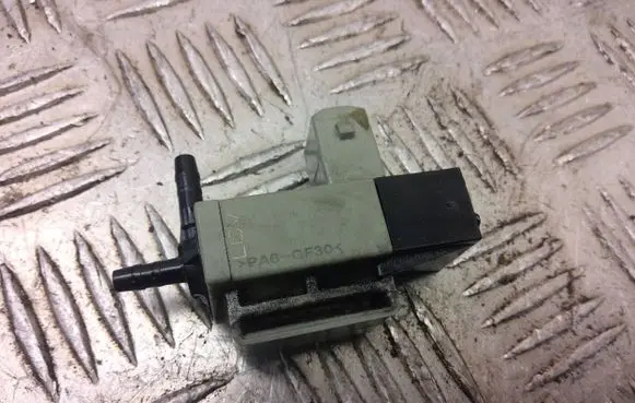 Hyundai i40 Valve vacuum 