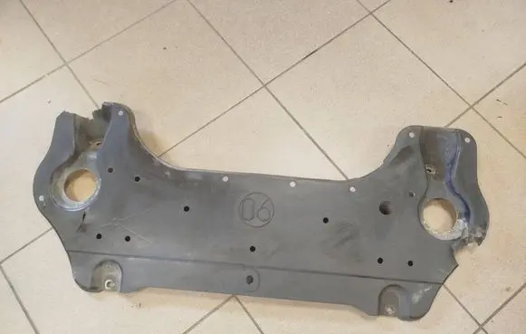 Lexus RX 330 - 350 - 400H Engine splash shield/under tray 5144248020