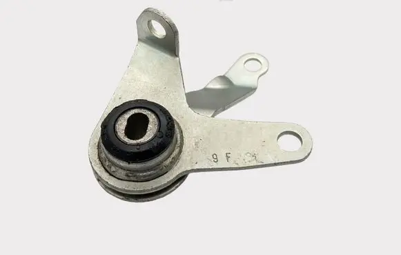 Alfa Romeo Mito Gearbox mount 55700440