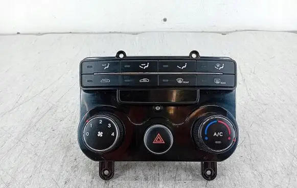Hyundai i30 Climate control/heater control trim 97250-2LXXX