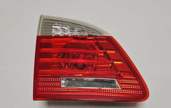 BMW 5 E60 E61 Tailgate rear/tail lights 7177697 0111483