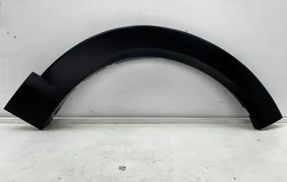 Mazda CX-30 Front arch trim DFR551W21