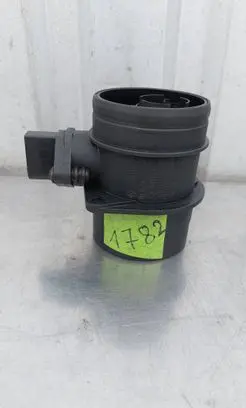 Volkswagen Touran I Mass air flow meter 074906461B 0281002461