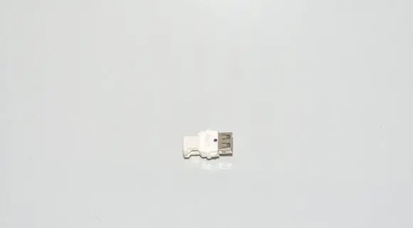 BMW 6 G32 Gran Turismo USB socket connector 9390501 84109390501