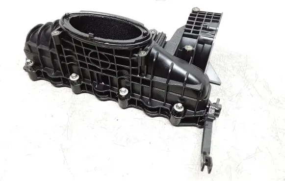 Mercedes-Benz C W204 Intake manifold A6510900037