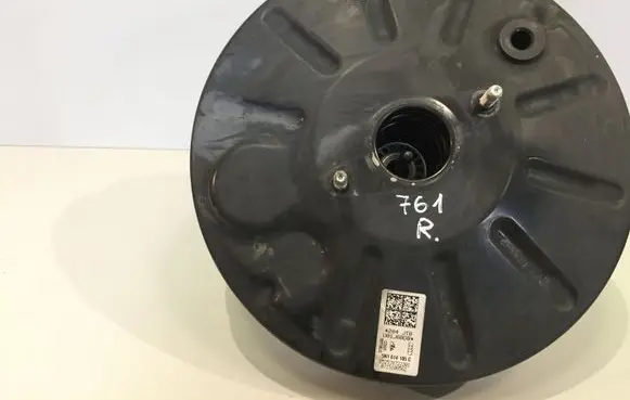 Volkswagen Tiguan Brake booster 5N1614105C