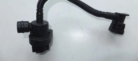 BMW 5 E60 E61 Valve vacuum 7572237 BMW7572237