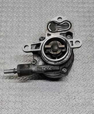 Peugeot 307 Vacuum pump D1431B1606K