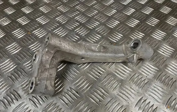 Peugeot 3008 II Other front suspension part S03-2A
