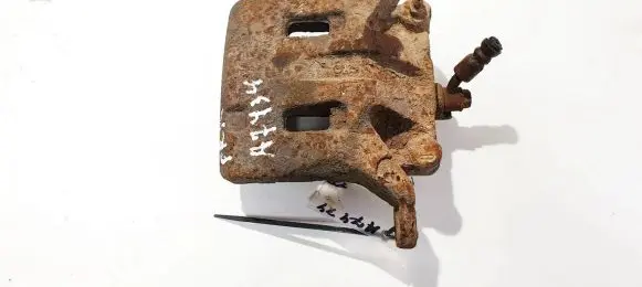 Nissan Pathfinder R51 Front brake caliper