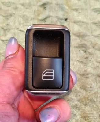 Mercedes-Benz C W204 Electric window control switch A2049055502 10021838 10065654