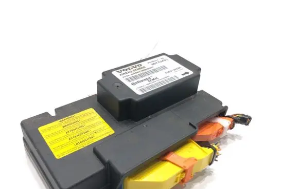 Volvo V50 Airbag deployment crash/impact sensor 30773401