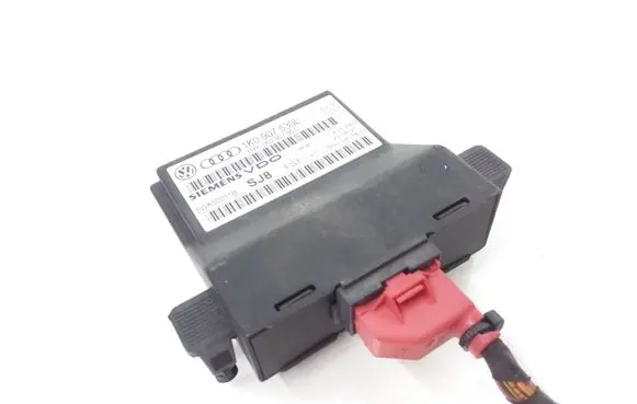Volkswagen Touran I Gateway control module 1K0907530L 1K0907951