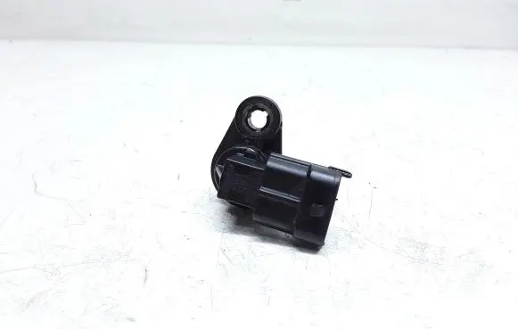 Volvo S60 Camshaft position sensor BM5112K073AA