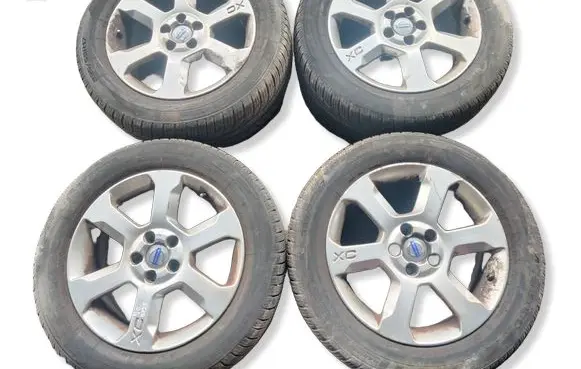 Volvo XC70 R17 alloy rim 30714025