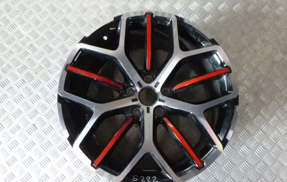 Renault Megane IV R19 alloy rim 