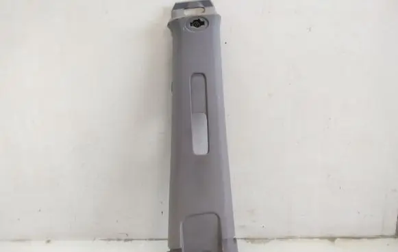 KIA Sorento (B) pillar trim (top) 858263E000