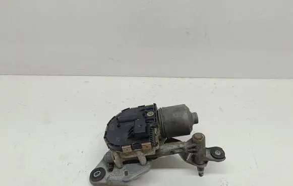Peugeot 407 Wiper motor 0390241722