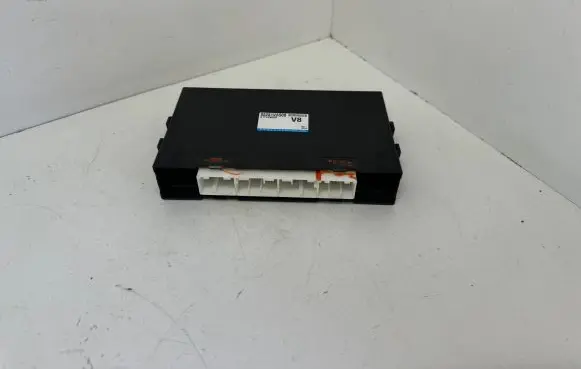 Subaru WRX STI Power management control unit 88281VA500