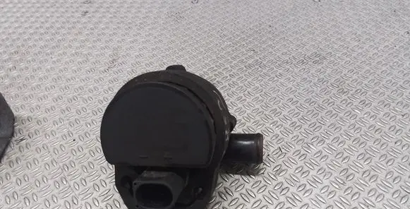 Mercedes-Benz Sprinter W906 Electric auxiliary coolant/water pump 0277589