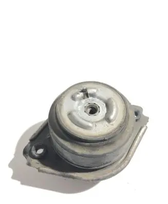 Mercedes-Benz ML W164 Engine mount bracket A2512404417