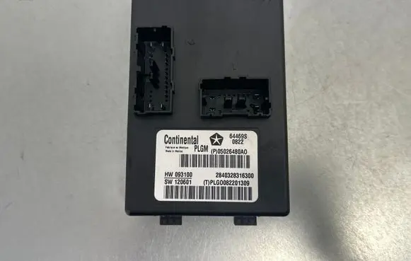 Jeep Grand Cherokee Tailgate/trunk control unit/module 05026480A0