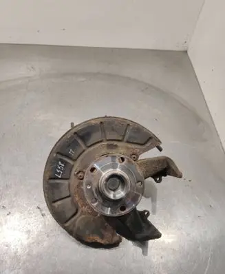 Volkswagen Golf VI Front wheel hub spindle knuckle