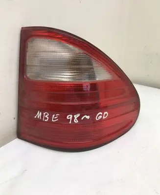 Mercedes-Benz E W210 Rear/tail lights