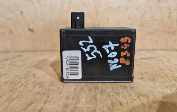 Peugeot 607 Window wiper relay 9641164580 RFZ8B 73662612