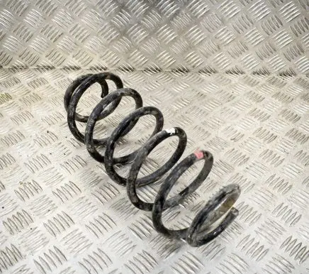 Toyota Prius (XW30) Rear coil spring