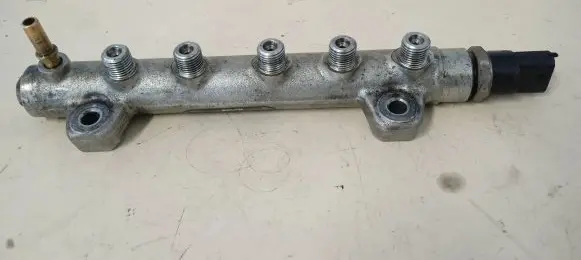 Renault Laguna II Fuel main line pipe 0445214042