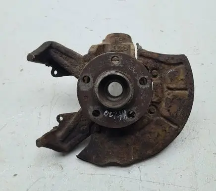 Skoda Octavia Mk1 (1U) Front wheel hub spindle knuckle 1J0266