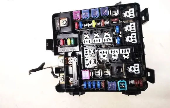 Honda FR-V Fuse box set