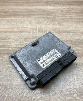 Opel Zafira A Engine control unit/module ECU 24417169 0281010268