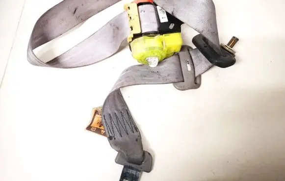 Mazda Premacy Rear seatbelt t89244t
