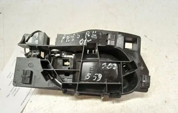 Peugeot 207 Front door interior handle 303966