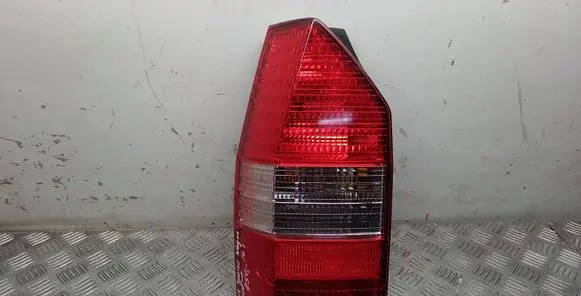 Mitsubishi Space Wagon Rear/tail lights 22087262