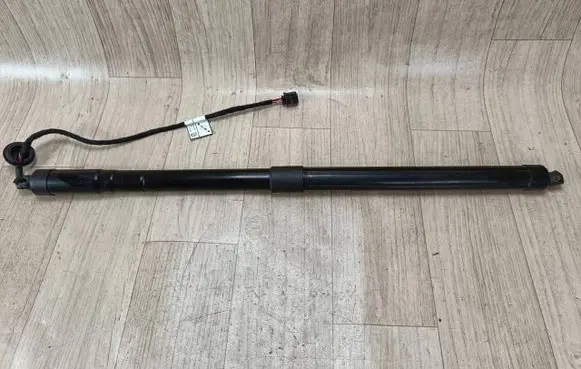 Volvo V60 Tailgate strut 32296298