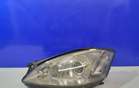 Mercedes-Benz S W221 Headlight/headlamp A2218260458